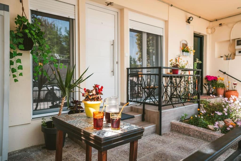 Elenis Cozy Apartment Larissa Exterior foto